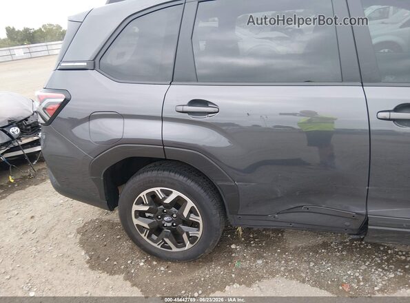 JF2SLDDC7SH612052 2025 SUBARU FORESTER Gray 