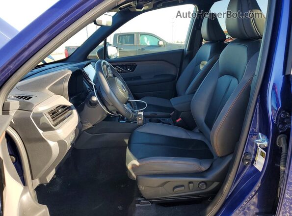 JF2SLDHC4SH481222 2025 SUBARU FORESTER Blue Vista interior delantera