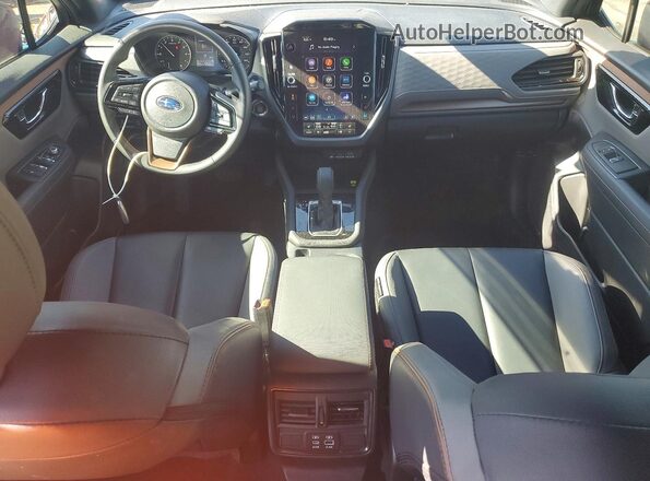 JF2SLDHC7SH448781 2025 SUBARU FORESTER Gray Widok deski rozdzielczej