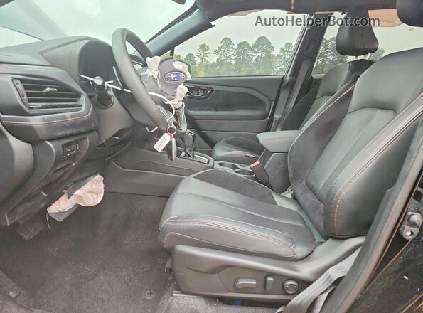JF2SLDTC9SH502525 2025 SUBARU FORESTER Черный Вид салона спереди