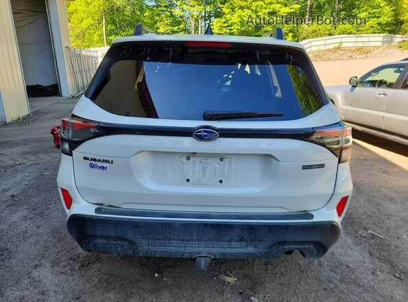 JF2SLSED3SH403080 2025 SUBARU FORESTER White Rear view