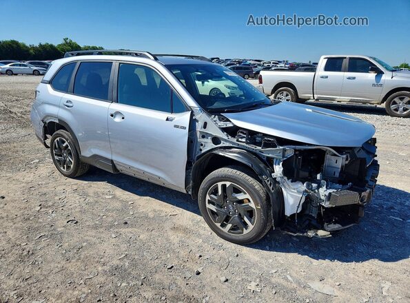 JF2SLSED3SH416511 2025 SUBARU FORESTER Silver 