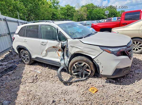 JF2SLSED8SH416939 2025 SUBARU FORESTER Белый Передняя правая четверть