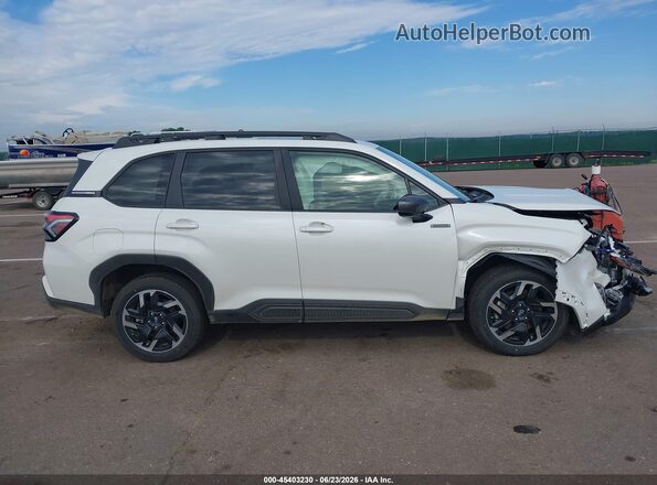 JF2SLSRDXSH454831 2025 SUBARU FORESTER White Widok wnętrza z tyłu