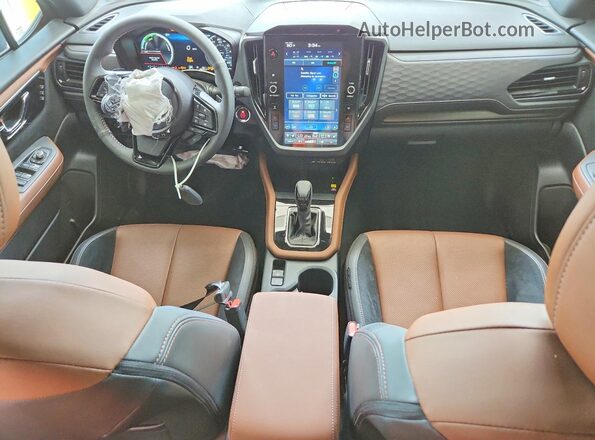 JF2SLSTD6SH444550 2025 SUBARU FORESTER Серый Вид панели приборов