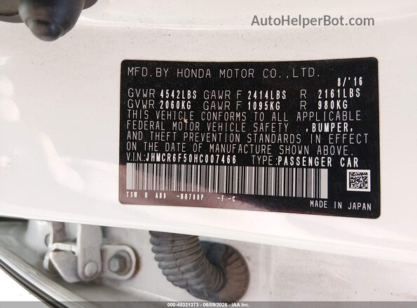 JHMCR6F50HC007466 2017 HONDA ACCORD White Engine compartment view