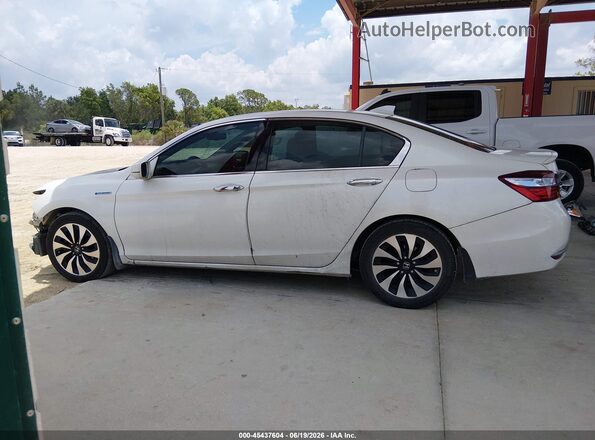 JHMCR6F50HC025529 2017 HONDA ACCORD White 
