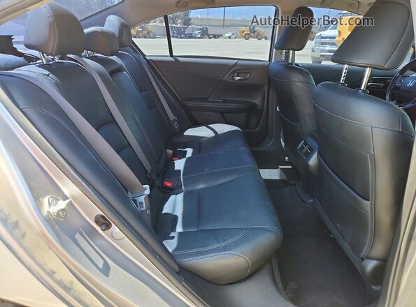 JHMCR6F55HC031827 2017 HONDA ACCORD Silver უკანა სავარძლების ხედი