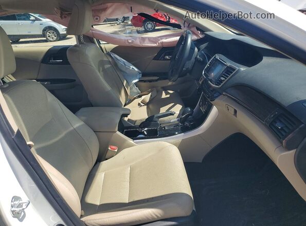 JHMCR6F77HC019891 2017 HONDA ACCORD Белый Вид салона спереди