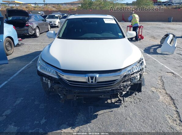JHMCR6F78HC015266 2017 HONDA ACCORD White Սալոնի հետևի տեսք