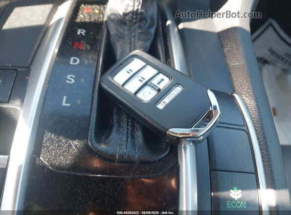 JHMFC1F31KX001319 2019 HONDA CIVIC Gray Vista del salpicadero