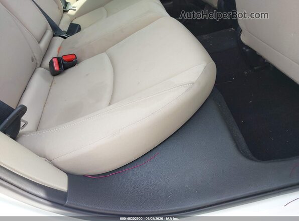 JHMFC1F32JX001053 2018 HONDA CIVIC White VIN კოდის სტიკერის ხედი
