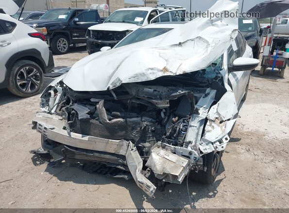 JHMFC1F78JX035615 2018 HONDA CIVIC White Widok z przodu