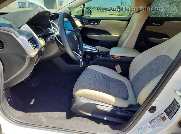 JHMZC5F11MC000409 2021 HONDA CLARITY Белый Вид салона спереди
