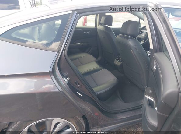 JHMZC5F13JC009933 2018 HONDA CLARITY Gray VIN կոդի պիտակի տեսք