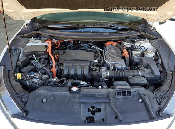 JHMZC5F14JC009195 2018 HONDA CLARITY White Вид задньої частини салону