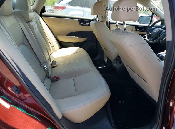 JHMZC5F32JC005910 2018 HONDA CLARITY Burgundy Rear seats view