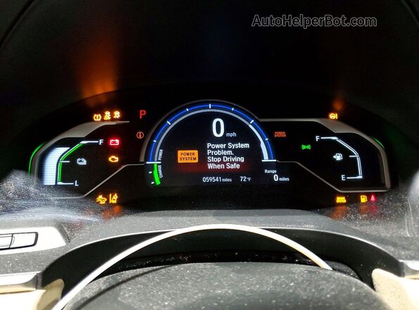 JHMZC5F32JC008323 2018 HONDA CLARITY Бордовый Вид щитка приборов