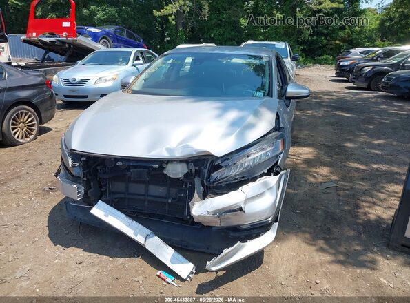 JHMZC5F32JC019256 2018 HONDA CLARITY Silver Widok zestawu wskaźników