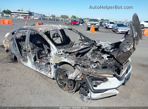 JHMZC5F32KC007237 2019 HONDA CLARITY White Вид спереду