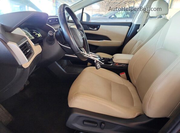 JHMZC5F35JC020918 2018 HONDA CLARITY Burgundy Front interior view
