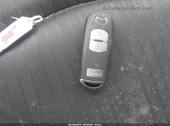 JM1BM1J74G1325575 2016 MAZDA 3 Blue Vista del salpicadero