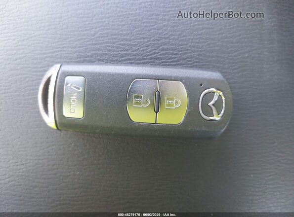 JM1BM1M75G1346785 2016 MAZDA 3 Red Vista del salpicadero