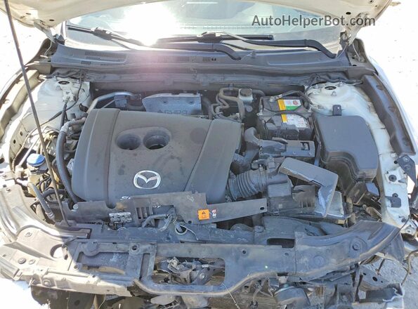 JM1BM1T71G1300582 2016 MAZDA 3 White Вид задньої частини салону