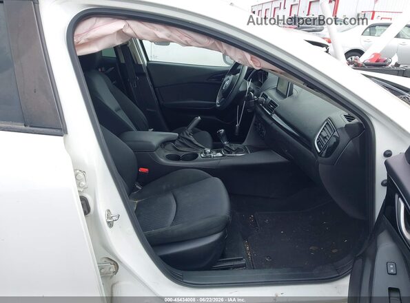 JM1BM1T76G1290051 2016 MAZDA 3 White Widok wnętrza z przodu