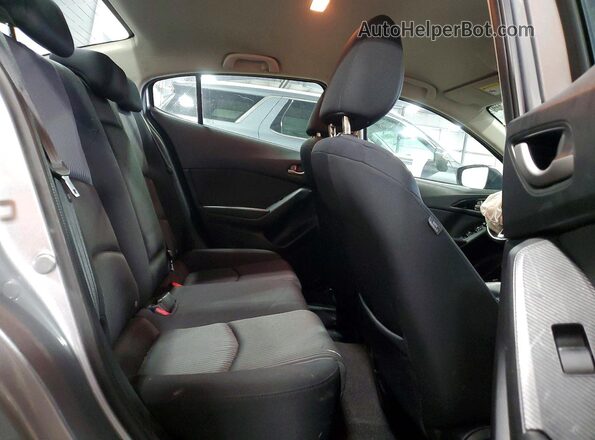 JM1BM1U75G1303807 2016 MAZDA 3 Silver Vista de los asientos traseros