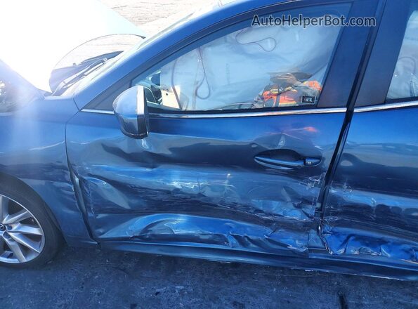 JM1BN1L7XH1126459 2017 MAZDA 3 Blue Սալոնի դիմացի տեսք