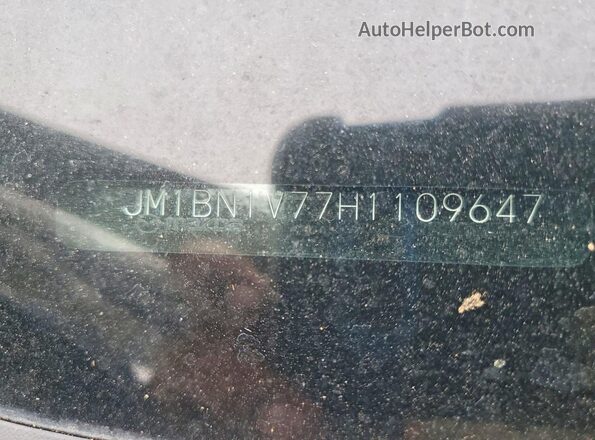 JM1BN1V77H1109647 2017 MAZDA 3 Белый Вид подкапотного пространства