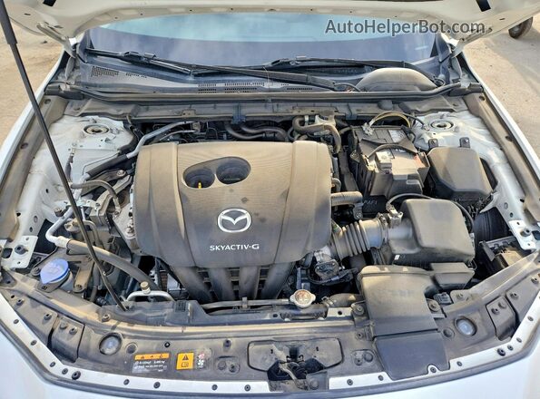 JM1BPAAL5N1507528 2022 MAZDA 3 White Вид задньої частини салону