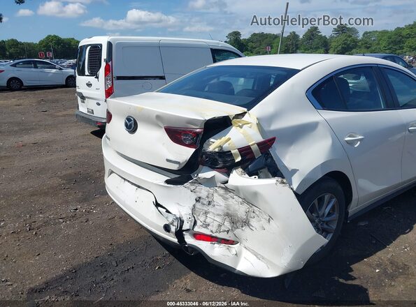 JM1BPAALXM1318260 2021 MAZDA 3 White Widok z przodu