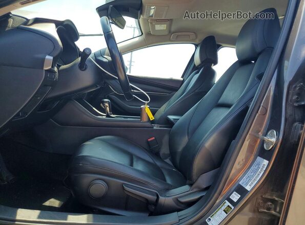JM1BPABL2M1328909 2021 MAZDA 3 Gray Вид салону спереду