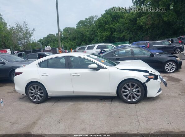 JM1BPABL7M1330588 2021 MAZDA 3 White Rear interior view