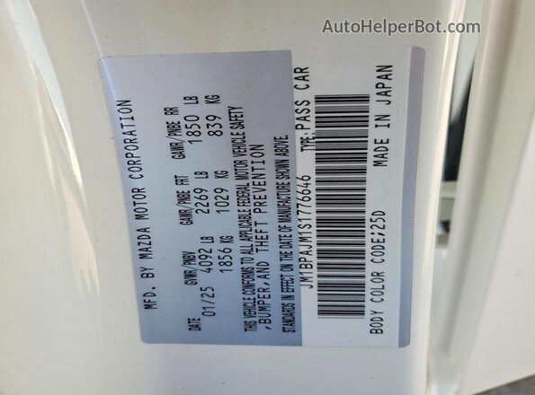 JM1BPAJM1S1776646 2025 MAZDA 3 White VIN კოდის სტიკერის ხედი