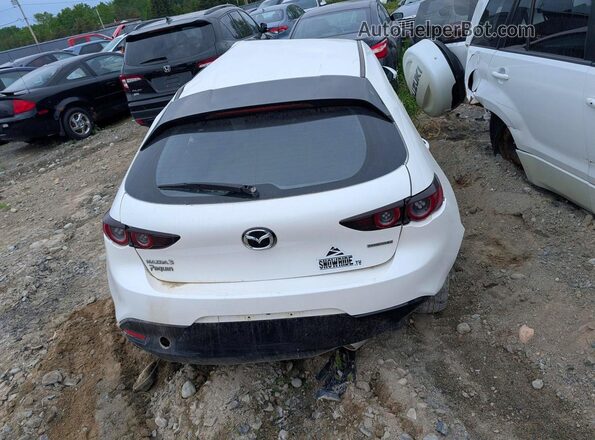 JM1BPAK73M1312267 2021 MAZDA 3 White უკანა ხედი