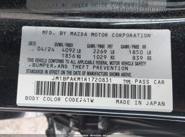 JM1BPAKM1R1720831 2024 MAZDA 3 Black Вид підкапотного простору