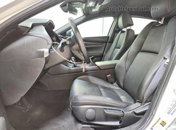 JM1BPAKM2R1722152 2024 MAZDA 3 Beige Widok wnętrza z przodu