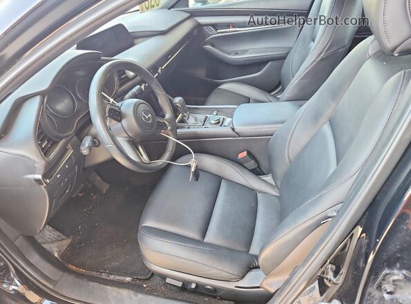 JM1BPALM4R1713001 2024 MAZDA 3 Black Вид салону спереду