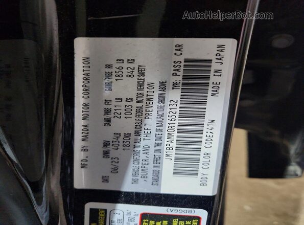 JM1BPAMM0R1652132 2024 MAZDA 3 Black Widok komory silnika