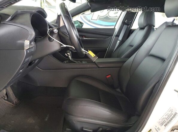 JM1BPBJY0P1620162 2023 MAZDA 3 Белый Вид салона спереди