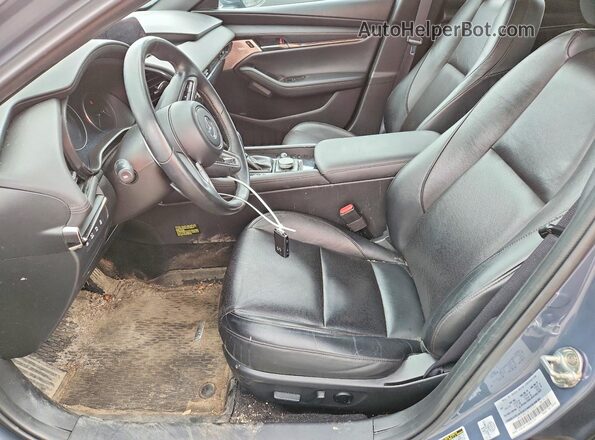 JM1BPBML0M1303901 2021 MAZDA 3 Серый Вид салона спереди