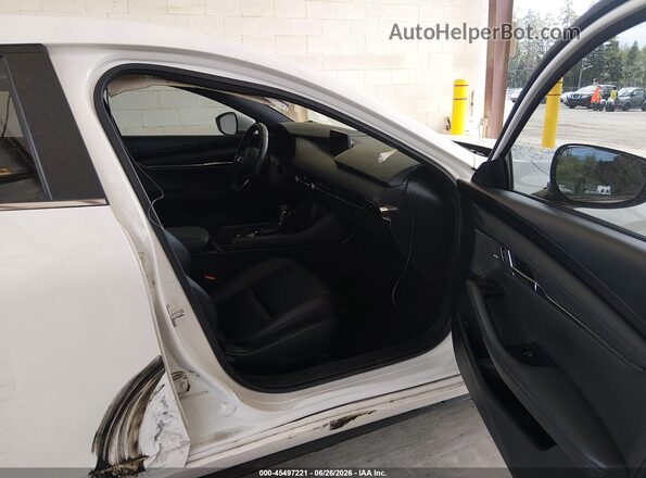 JM1BPBMM9L1159501 2020 MAZDA 3 White Front interior view