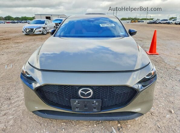 JM1BPBYY6R1708352 2024 MAZDA 3 Зеленый Вид спереди