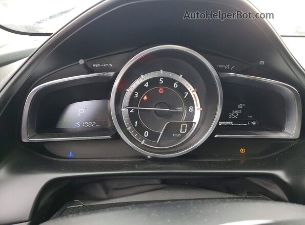 JM1DKBD75G0116092 2016 MAZDA CX-3 Blue Instrument cluster view
