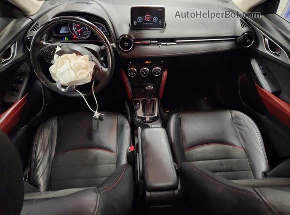 JM1DKBD77G0125716 2016 MAZDA CX-3 Красный Вид панели приборов