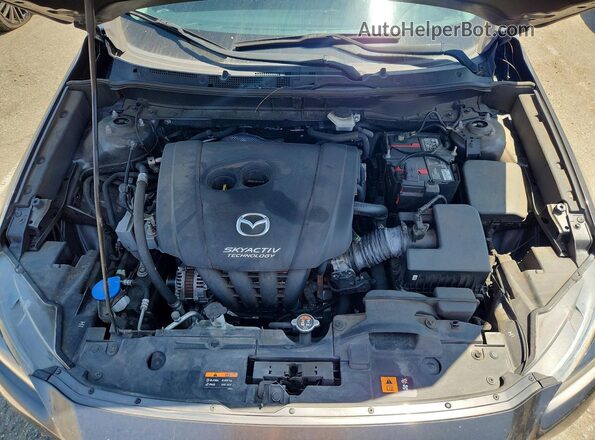 JM1DKDB71L1471375 2020 MAZDA CX-3 Gray Rear interior view