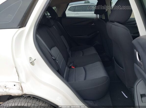 JM1DKDB75J0331106 2018 MAZDA CX-3 White VIN կոդի պիտակի տեսք